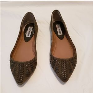 7.5 Steve Madden Olive Green Flats